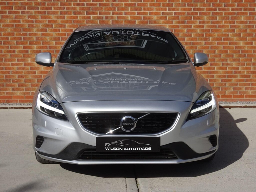 Used Volvo V40 2018 for sale - 75998882: Photo 9
