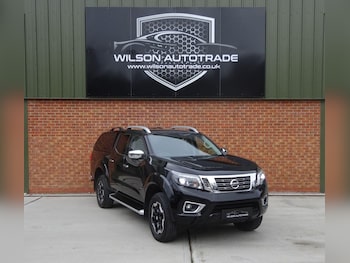 Nissan - Navara