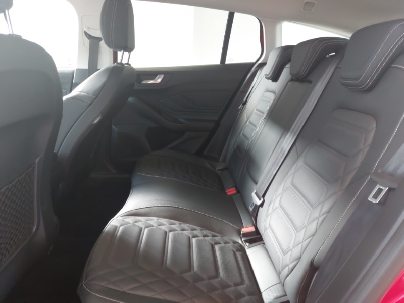 Used Ford Focus 2022 for sale - 76051925: Photo 6