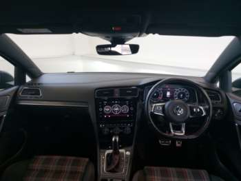 Used Volkswagen Golf 2019 for sale - 75018240: Photo