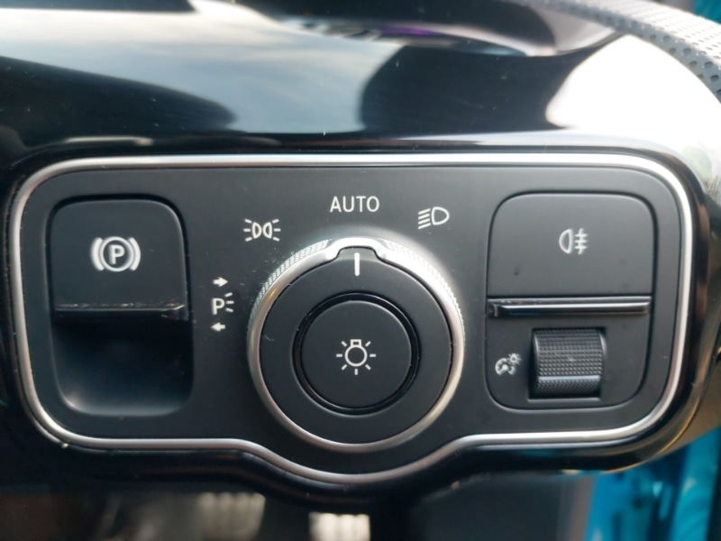 Used Mercedes-Benz CLA 2025 for sale - 76907040: Photo 15