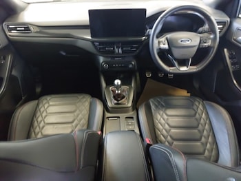 Used Ford Focus 2022 for sale - 76108269: Photo 2