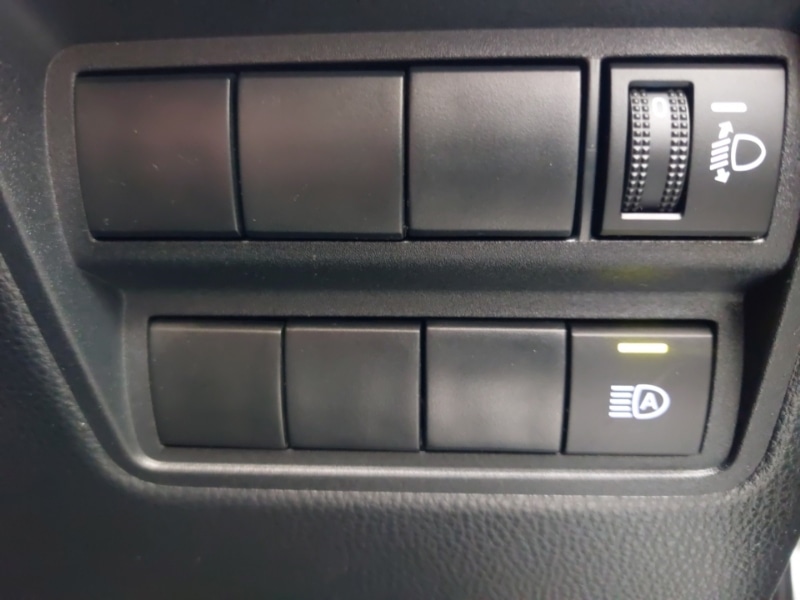 Used Toyota Yaris 2023 for sale - 76606270: Photo 19