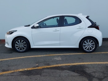 Used Toyota Yaris 2023 for sale - 76606270: Photo