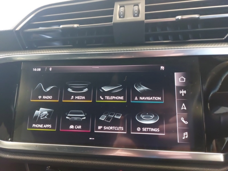 Used Audi Q3 2019 for sale - 76414313: Photo 10