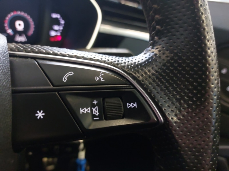 Used Audi Q3 2019 for sale - 76414313: Photo 13