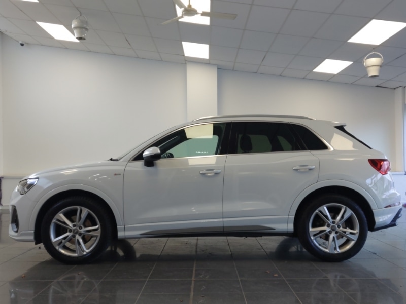 Used Audi Q3 2019 for sale - 76414313: Photo 4