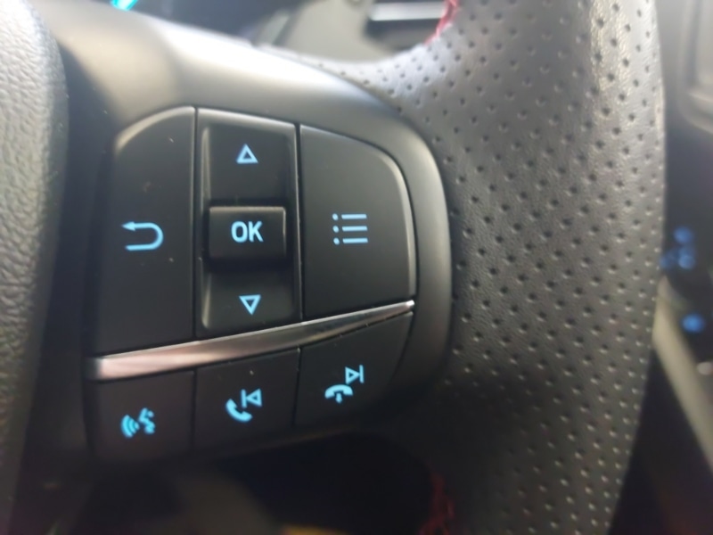 Used Ford Focus 2022 for sale - 76052677: Photo 13