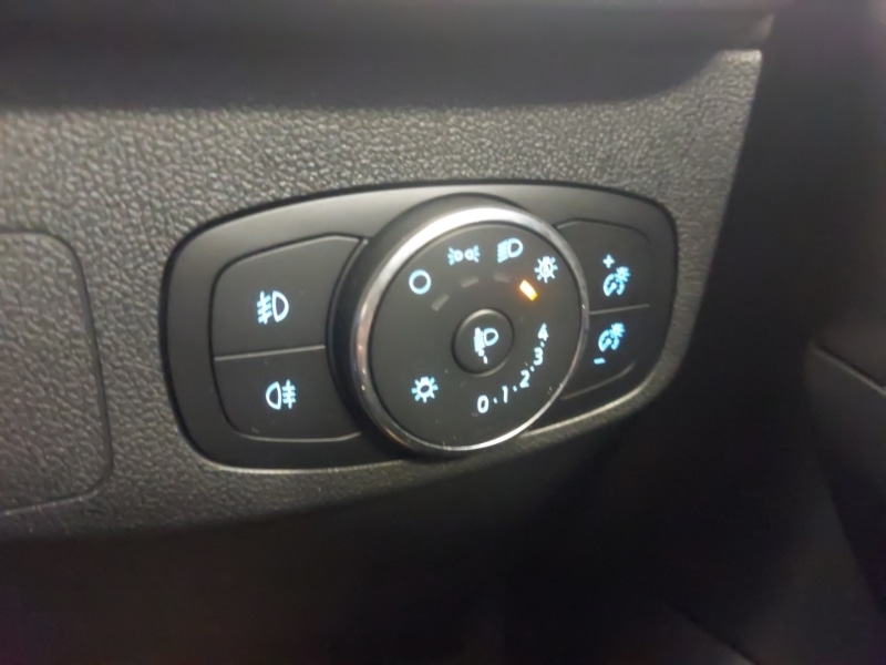 Used Ford Focus 2022 for sale - 76052677: Photo 16