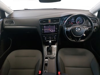 Used Volkswagen Golf 2020 for sale - 75633883: Photo