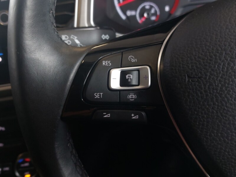 Used Volkswagen T-Roc 2020 for sale - 77896893: Photo 17