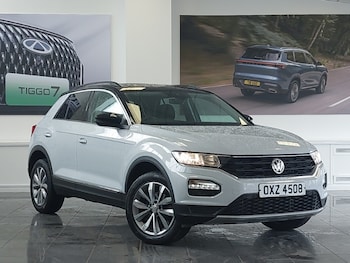 Used Volkswagen T-Roc 2020 for sale - 77896893: Photo