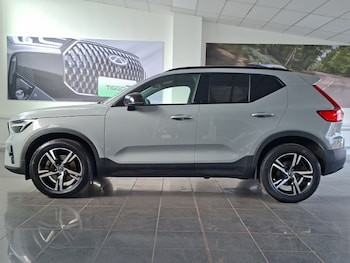 Used Volvo XC40 2023 for sale - 79489367: Photo