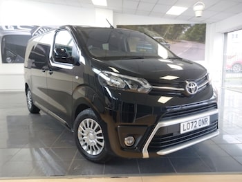 Used Toyota PROACE CITY Verso 2023 for sale - 77299482: Photo