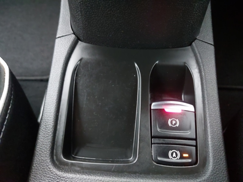 Used Renault Clio 2021 for sale - 76827131: Photo 11