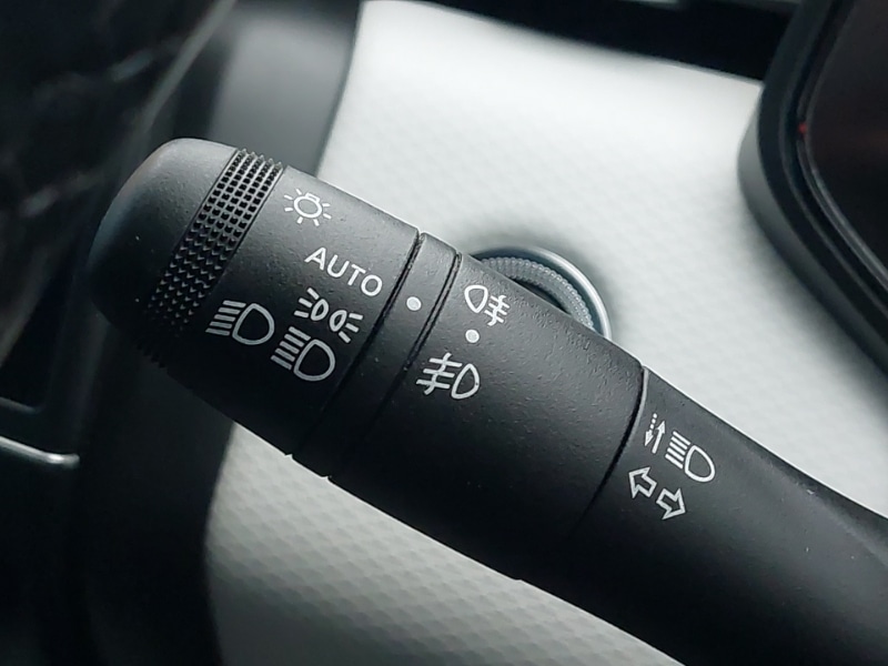 Used Renault Clio 2021 for sale - 76827131: Photo 16