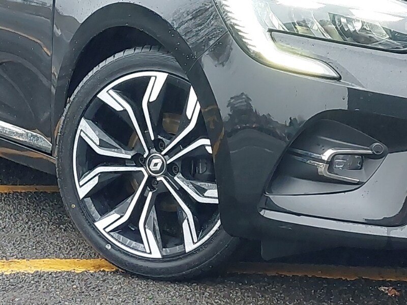 Used Renault Clio 2021 for sale - 76827131: Photo 9