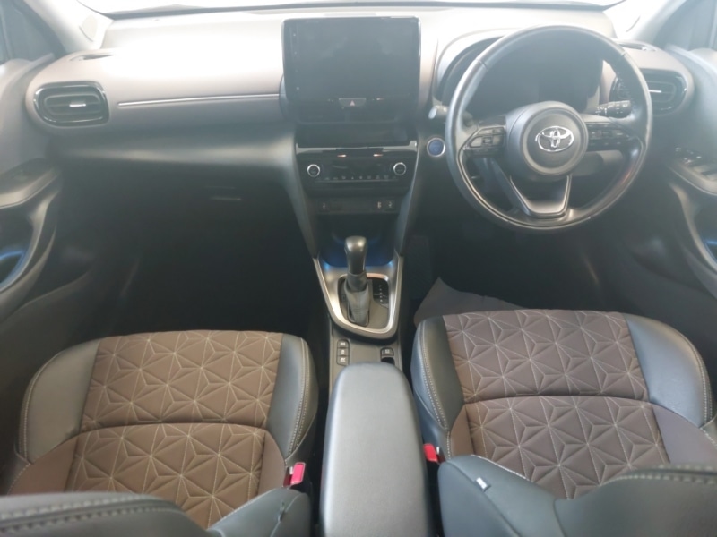 Used Toyota Yaris Cross 2022 for sale - 76325475: Photo 2