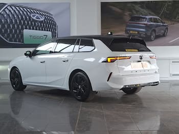 Used Vauxhall Astra 2023 for sale - 79723650: Photo