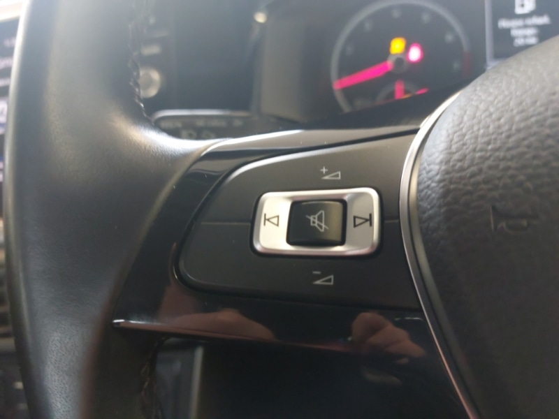 Used Volkswagen Polo 2019 for sale - 76502131: Photo 12