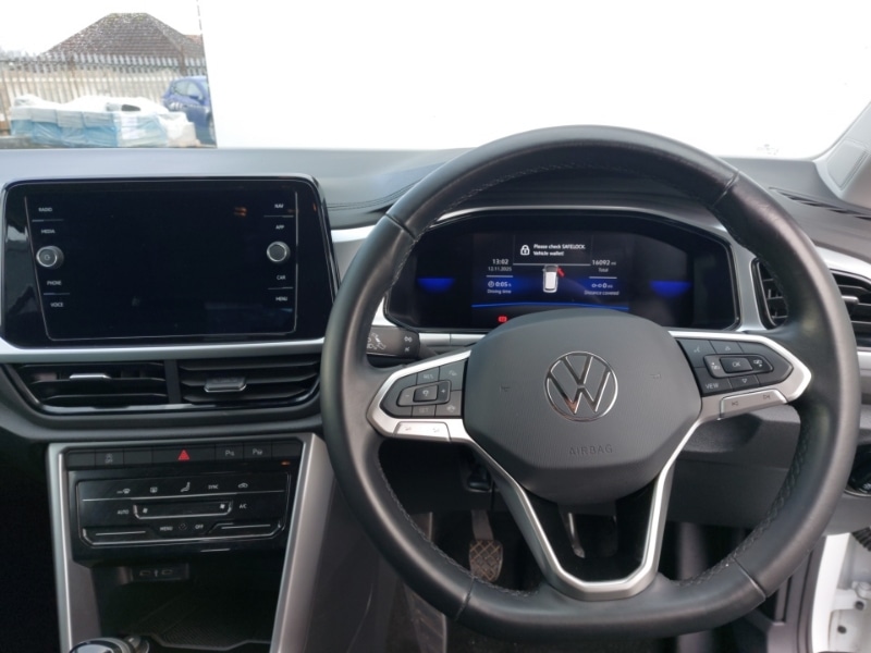 Used Volkswagen T-Roc 2022 for sale - 76556369: Photo 7