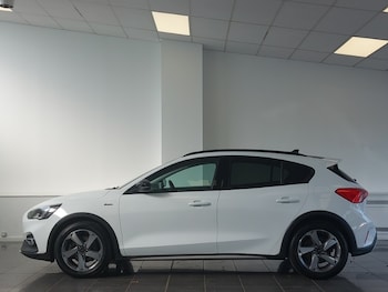 Used Ford Focus 2019 for sale - 75622337: Photo