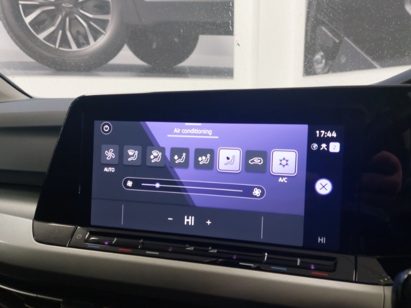 Used Volkswagen Golf 2023 for sale - 77822833: Photo 11