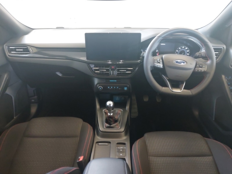 Used Ford Focus 2023 for sale - 78013295: Photo 2