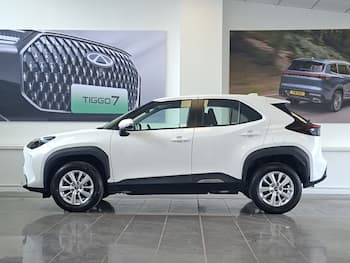 Used Toyota Yaris Cross 2023 for sale - 79689039: Photo