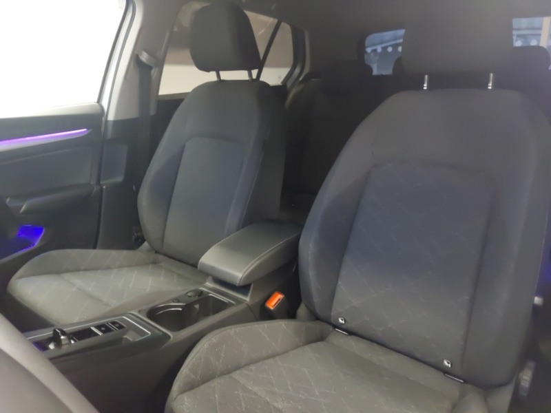Used Volkswagen Golf 2023 for sale - 77921938: Photo 5