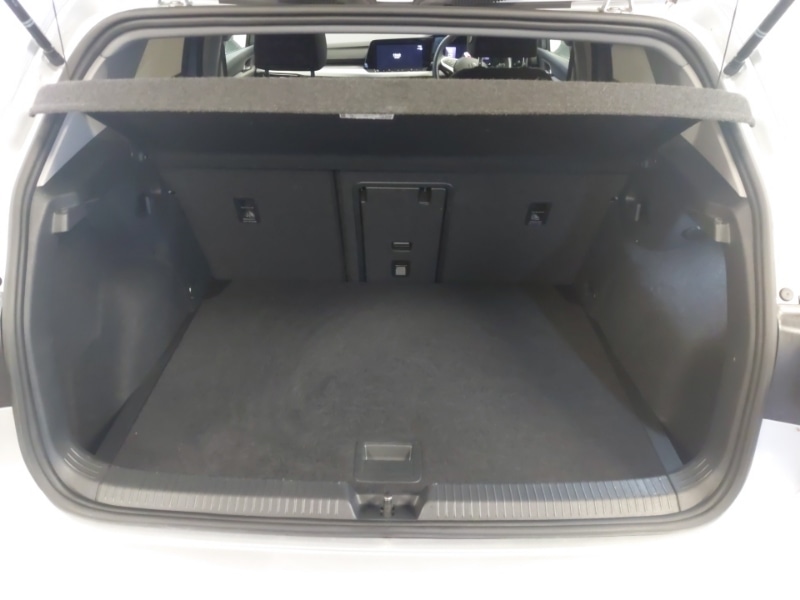 Used Volkswagen Golf 2023 for sale - 77921938: Photo 8