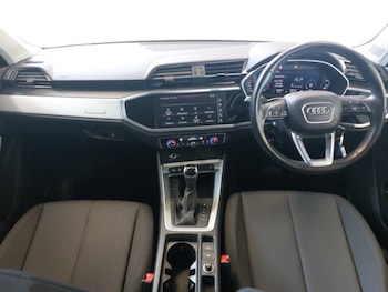 Used Audi Q3 2021 for sale - 79020713: Photo