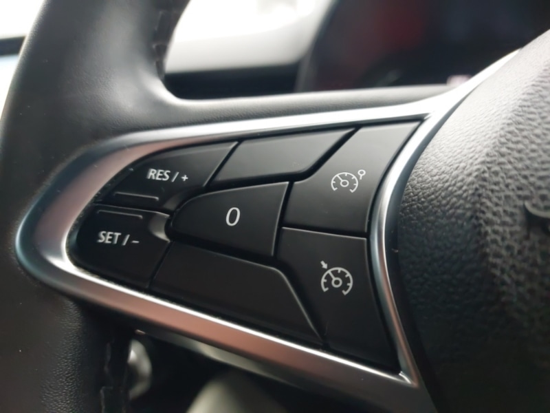 Used Renault Clio 2021 for sale - 77057049: Photo 15