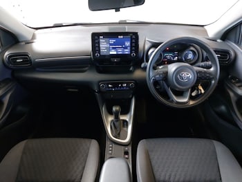 Used Toyota Yaris 2023 for sale - 78783194: Photo