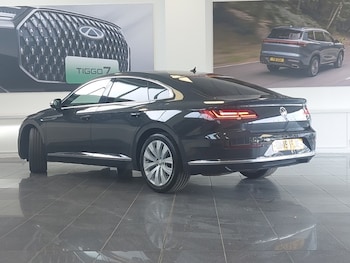 Used Volkswagen Arteon 2019 for sale - 79147394: Photo