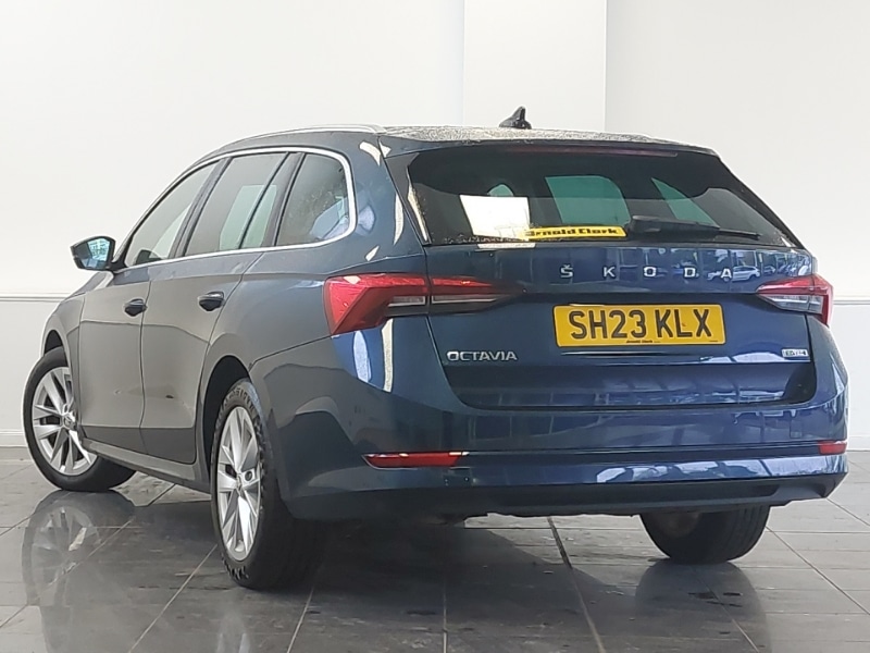 Used Skoda Octavia 2023 for sale - 76827130: Photo 3