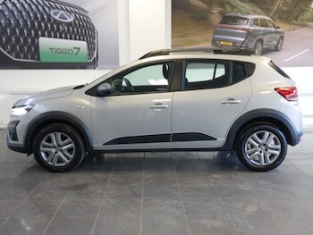 Used Dacia Sandero Stepway 2023 for sale - 77947637: Photo