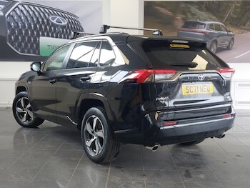 Used Toyota RAV4 2021 for sale - 77975103: Photo