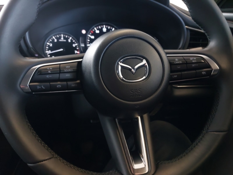 Used Mazda CX-30 2023 for sale - 76160517: Photo 11