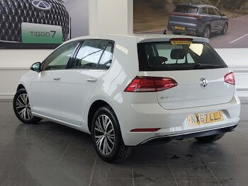 Used Volkswagen Golf 2017 for sale - 78146735: Photo