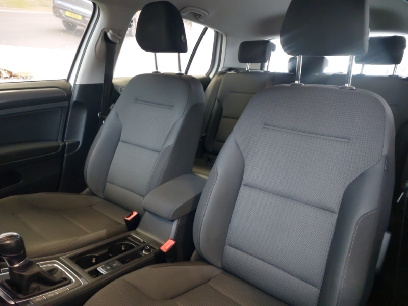 Used Volkswagen Golf 2017 for sale - 78146735: Photo 5