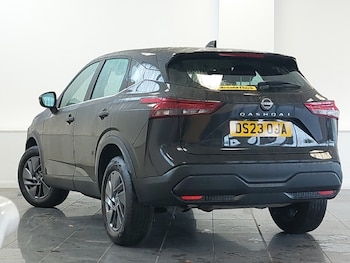 Used Nissan Qashqai 2023 for sale - 75988613: Photo