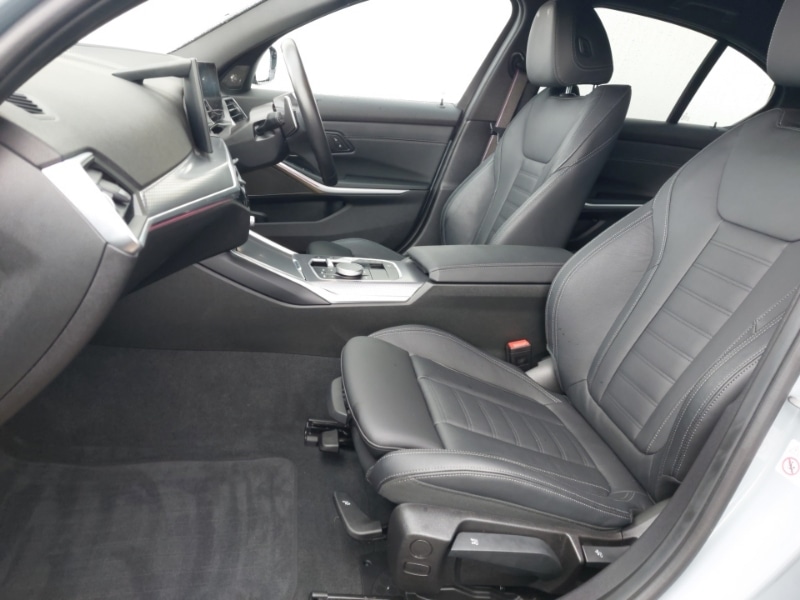 Used BMW 3 Series 2024 for sale - 76556372: Photo 5