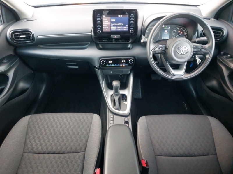 Used Toyota Yaris 2023 for sale - 77311633: Photo 2