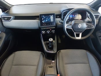 Used Renault Clio 2025 for sale - 78889632: Photo