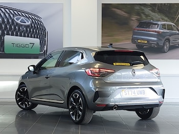 Used Renault Clio 2025 for sale - 78889632: Photo