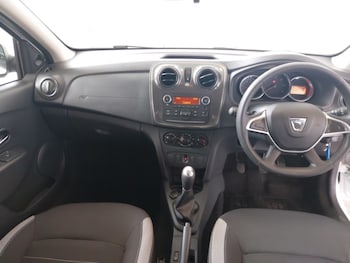 Used Dacia Sandero Stepway 2018 for sale - 75542439: Photo