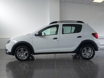 Used Dacia Sandero Stepway 2018 for sale - 75542439: Photo