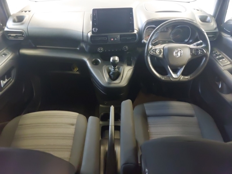 Used Vauxhall Combo Life 2022 for sale - 77503117: Photo 2