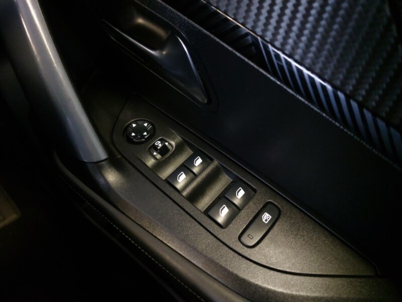 Used Peugeot 2008 2020 for sale - 78125921: Photo 13